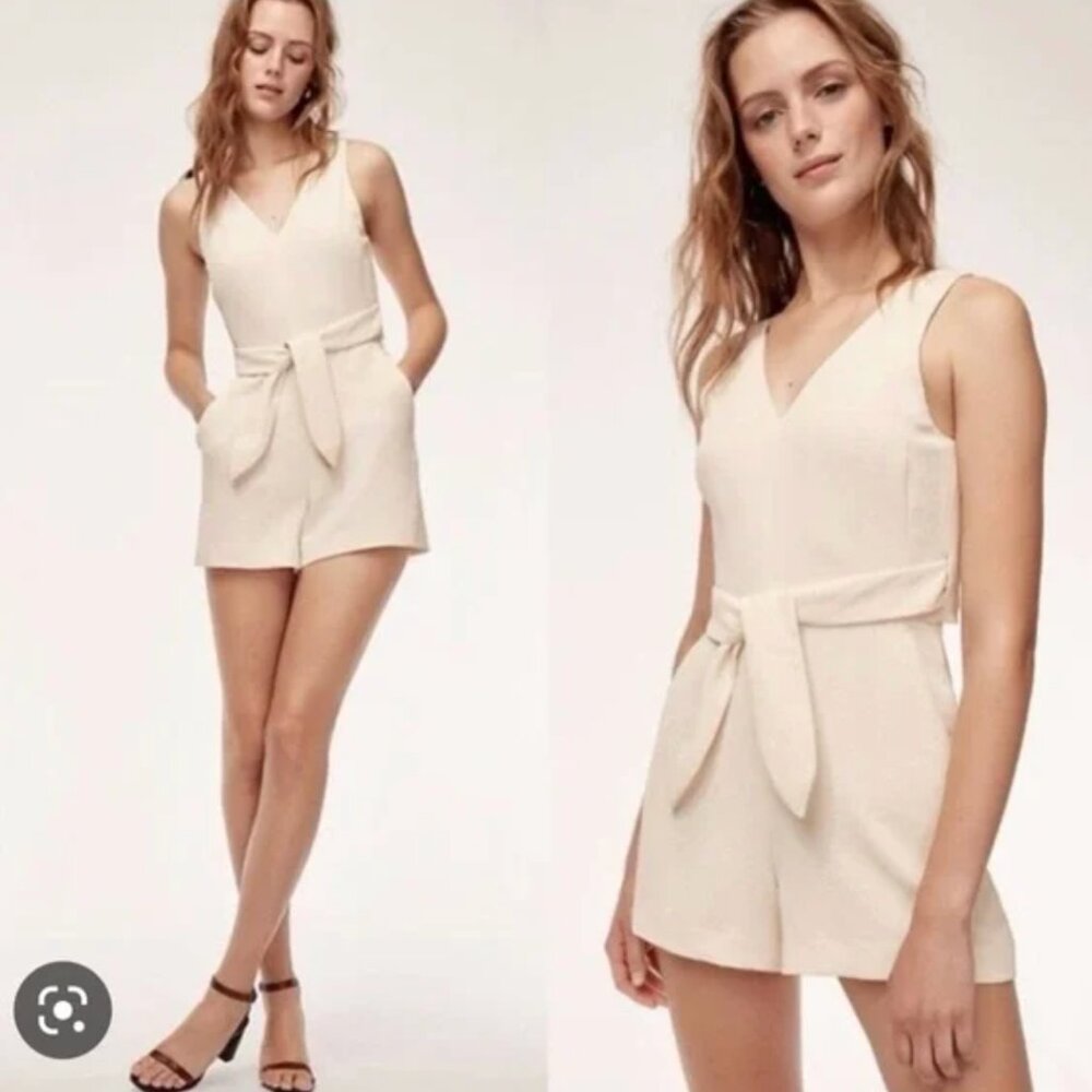 Aritzia Écoulement Romper